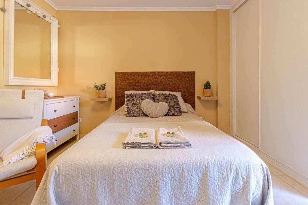 797 Holiday Rentals - Equipado Estudio Cerca Del Parque La Paloma 베날마데나코스타 외부 사진