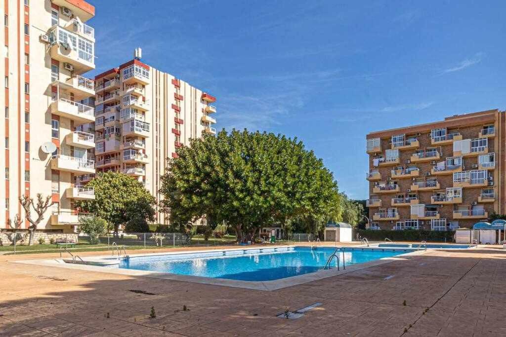 797 Holiday Rentals - Equipado Estudio Cerca Del Parque La Paloma 베날마데나코스타 외부 사진
