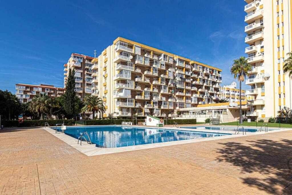 797 Holiday Rentals - Equipado Estudio Cerca Del Parque La Paloma 베날마데나코스타 외부 사진